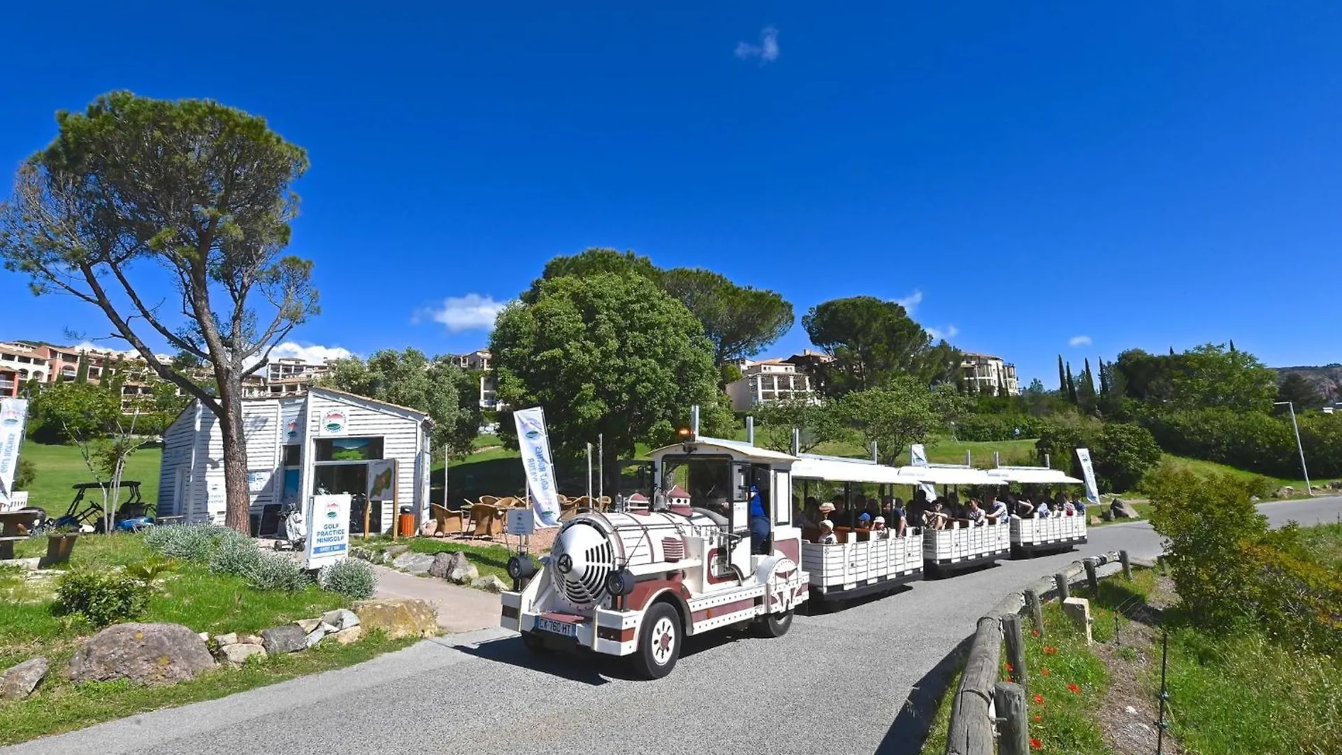 Apartment Village Cap Esterel - Le Belvedere-19 By Interhome Saint-Raphaël